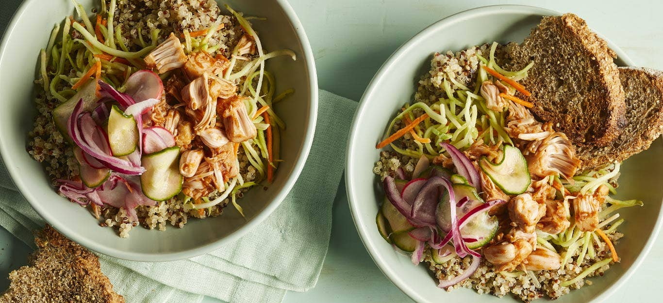 BBQ Jackfruit Bowls with Texas Toast in white bowls